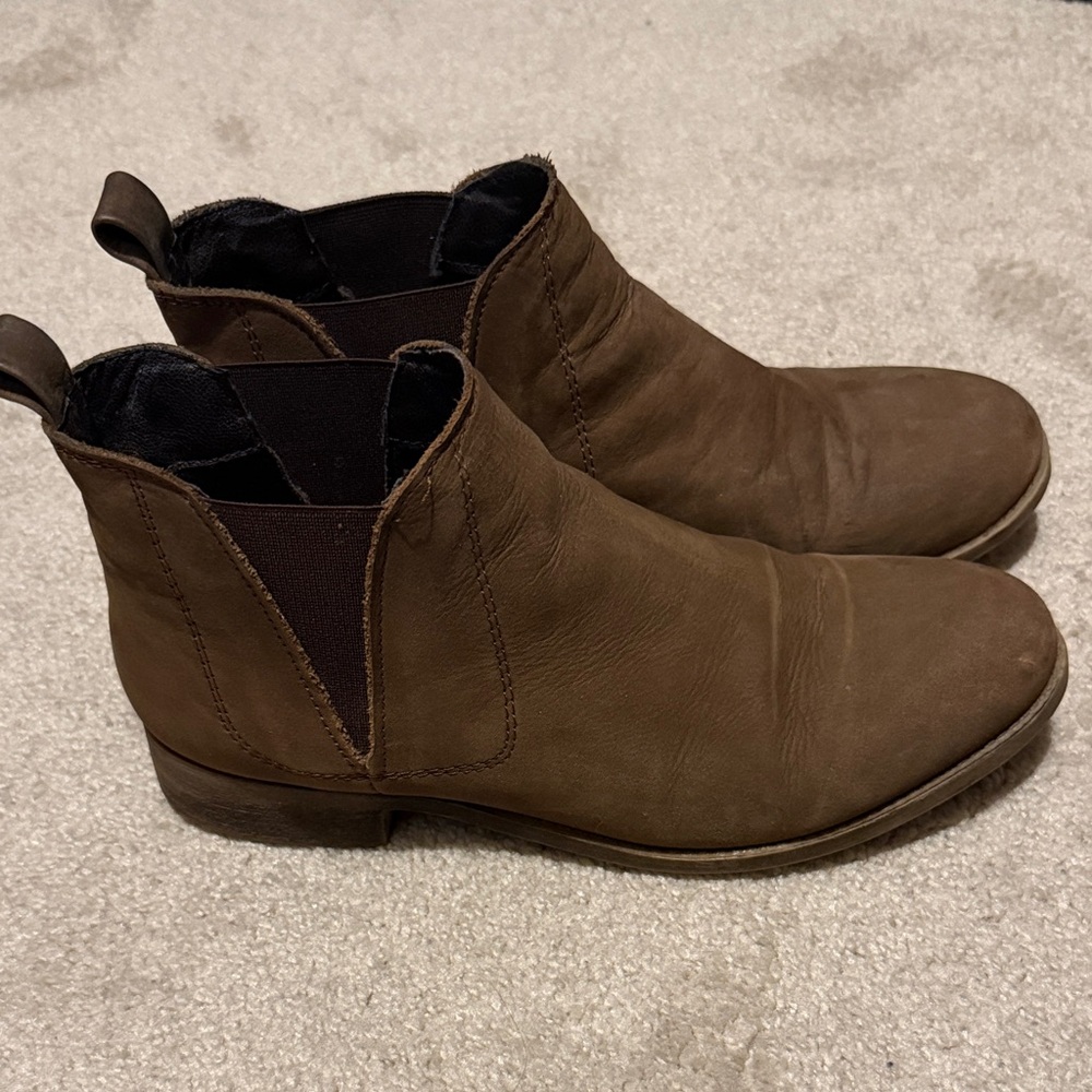 Women’s Steve Madden booties